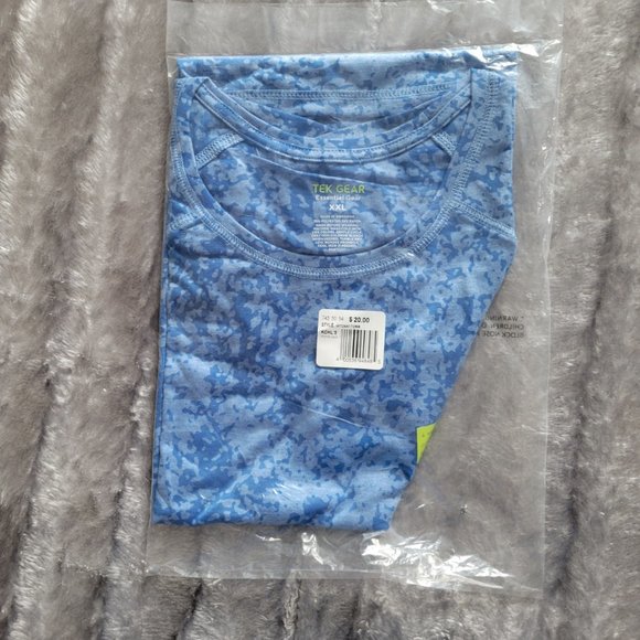 3/$20 Bundle Or New Size 2X Blue Tee From Tek Gear MSRP $20 - Picture 3 of 5
